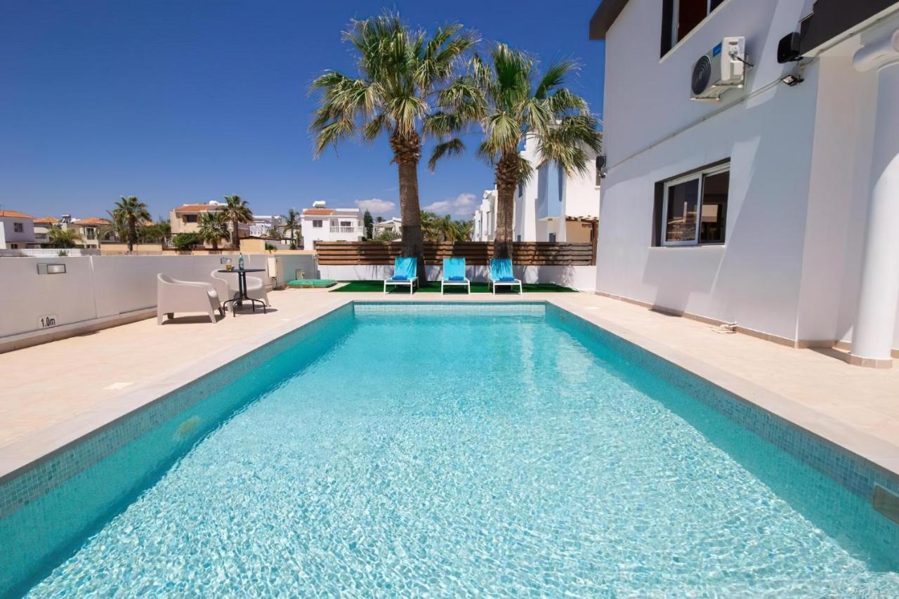 Villa Suncity Boutique Beachfront Agia Napa Exterior foto
